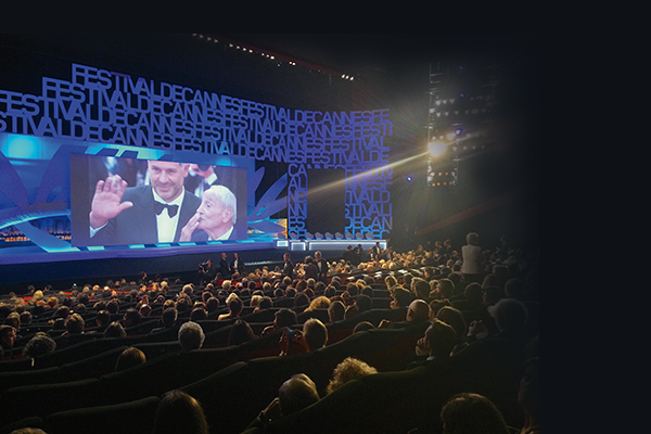 Montée des marches au Festival de Cannes 2015